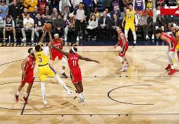 开云-湖勇大战双加时詹姆斯绝杀勇士新闻