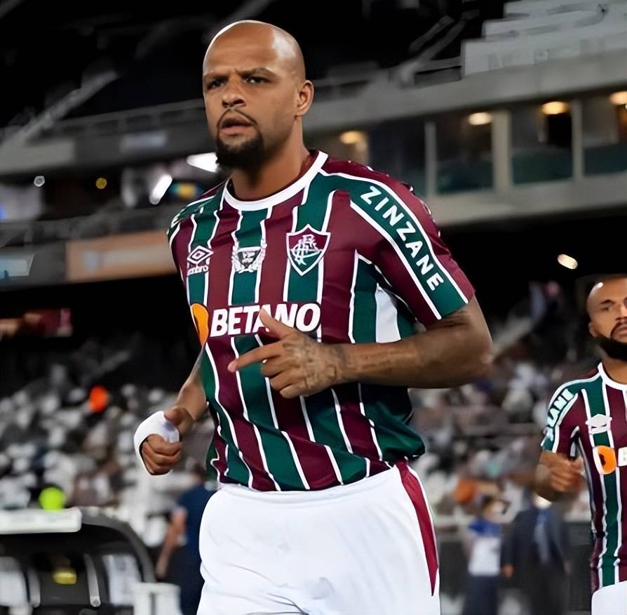 开云中国-利拉德买断合同重回开拓者